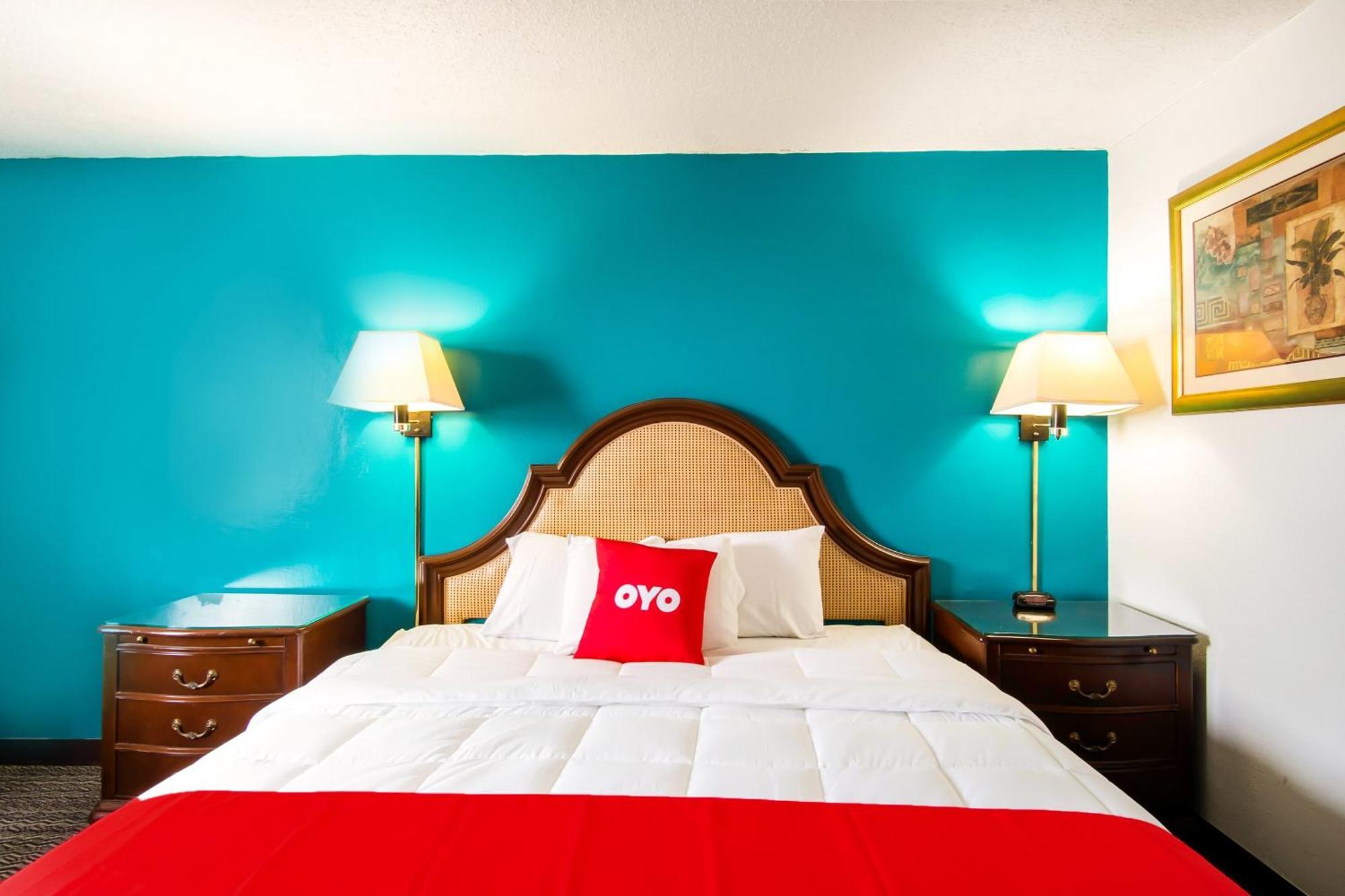 Oyo Hotel Hutchinson West 4Th Ave Exterior foto